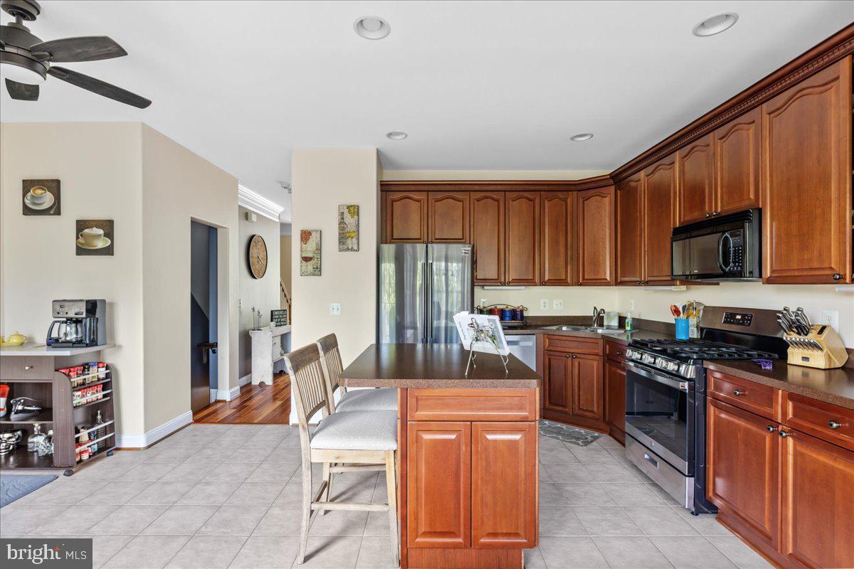 209 Cross Keys Pl