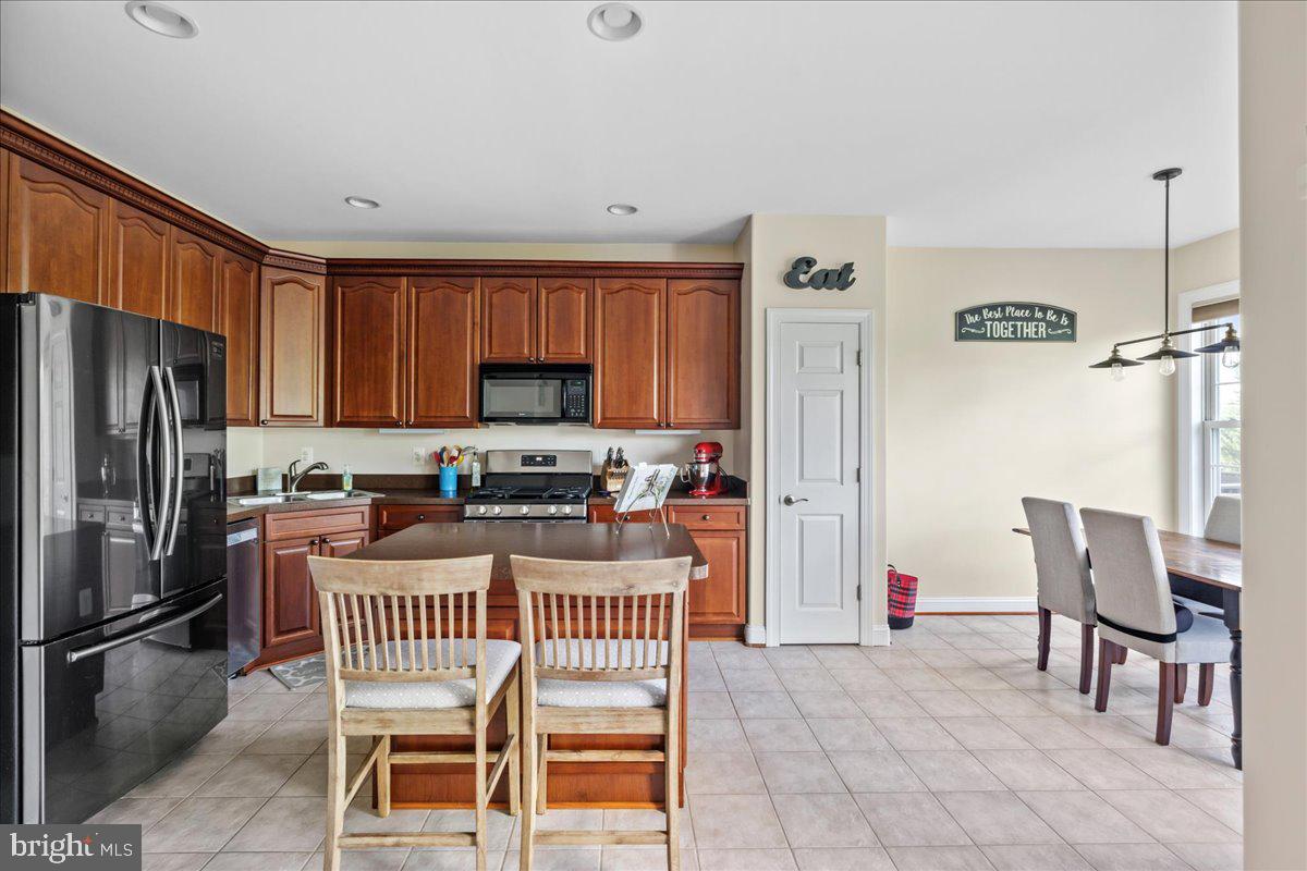 209 Cross Keys Pl