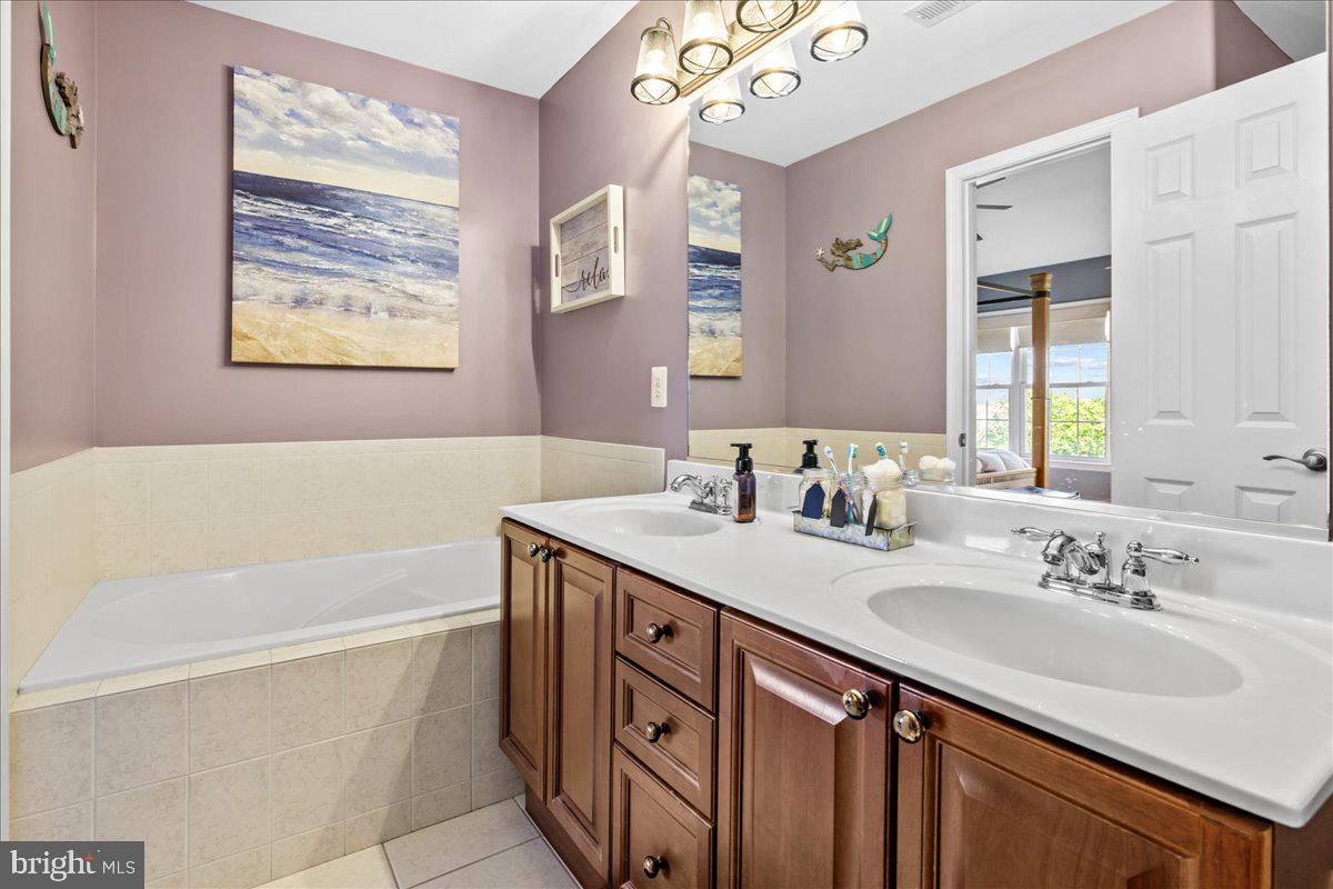 209 Cross Keys Pl