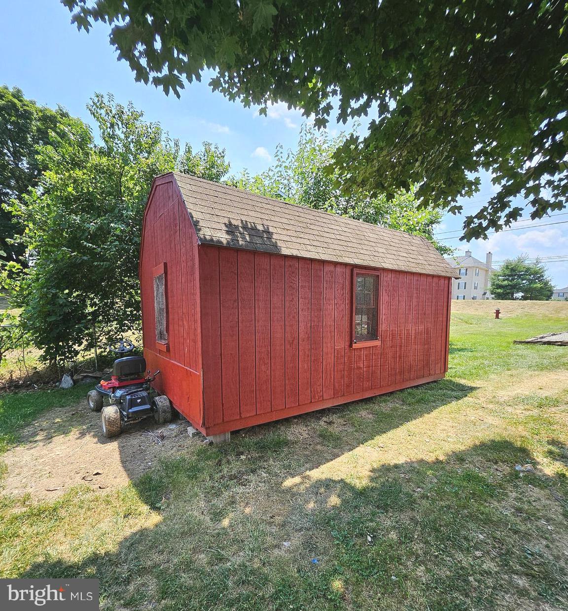 201 Valley Mill