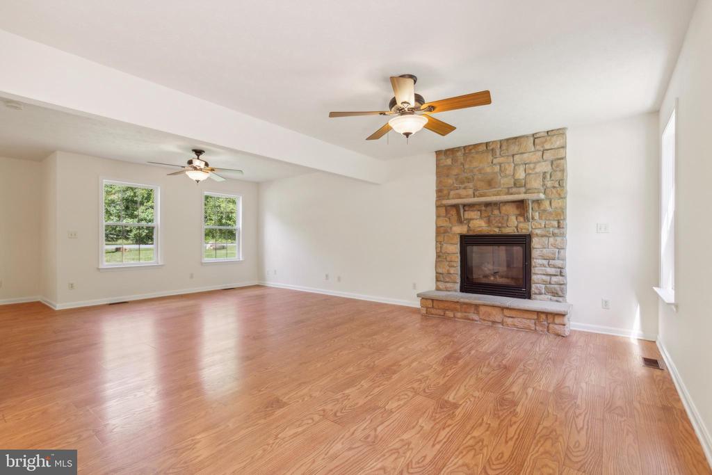 310 Mountain Falls