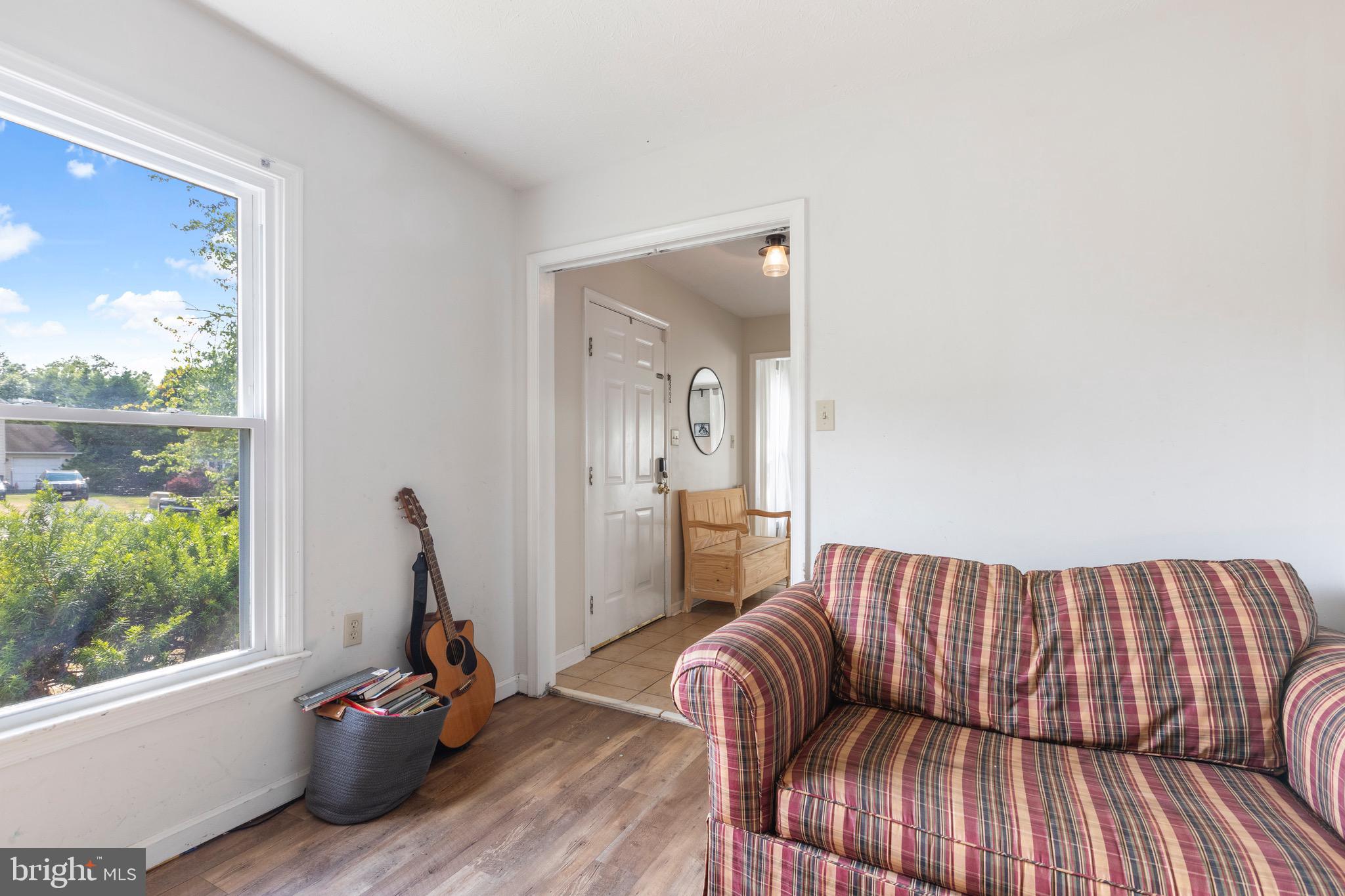 102 Tunis Ct