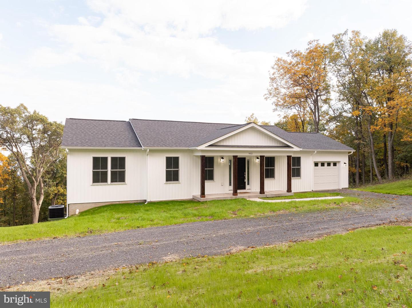 903 Rockwood Trl