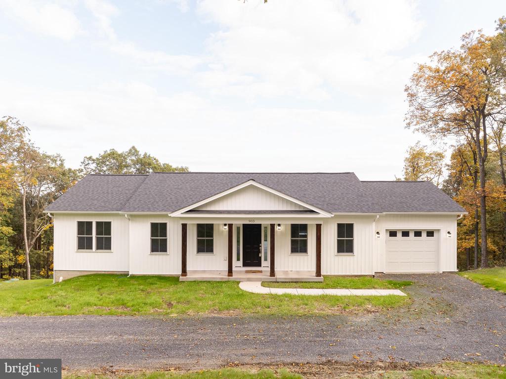 903 Rockwood Trl