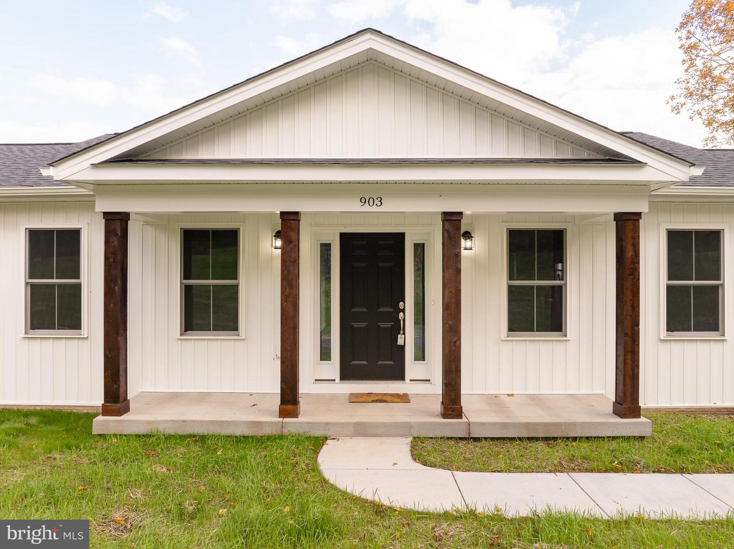 903 Rockwood Trl