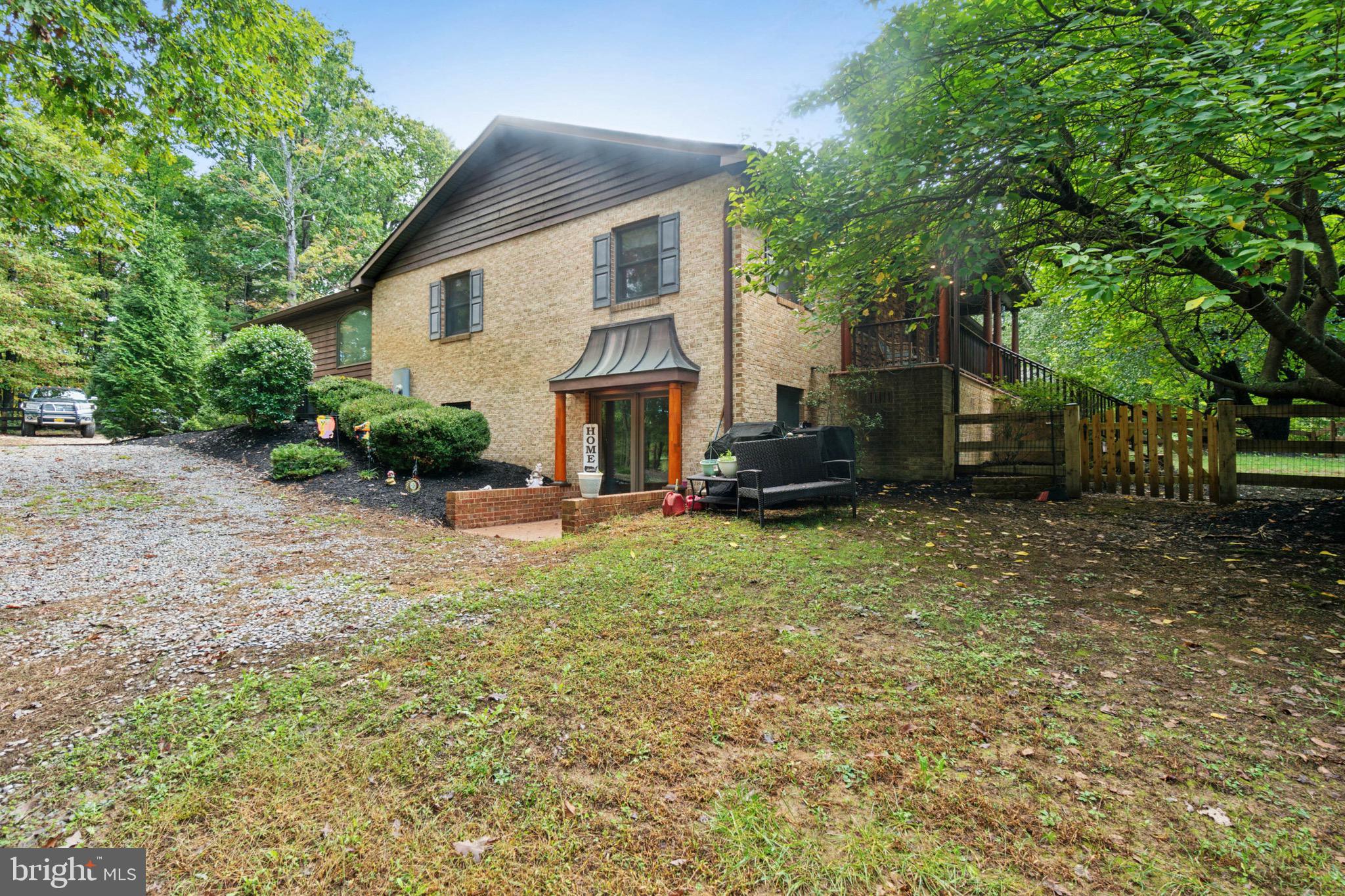 1802 Chestnut Grove Rd
