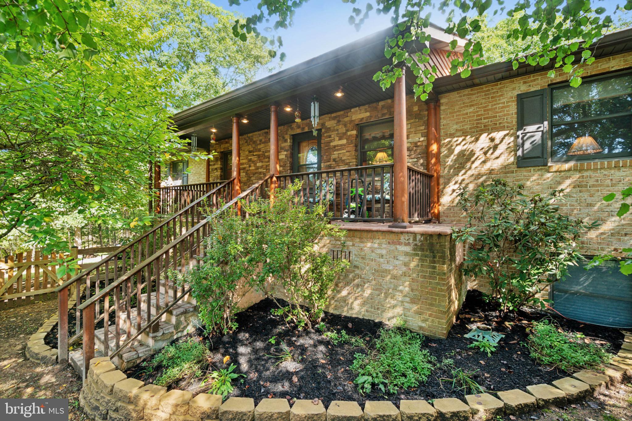 1802 Chestnut Grove Rd