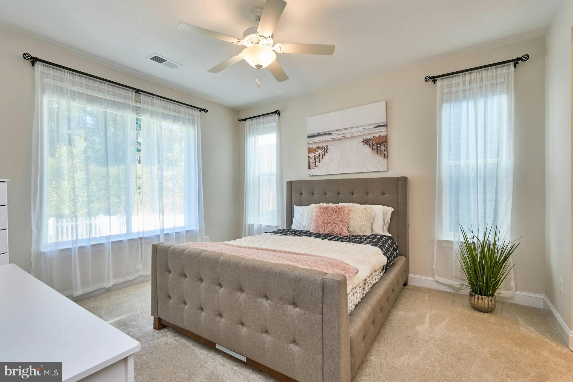 102 Foam Flower Dr