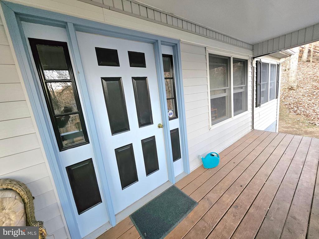 1109 Lakeview Dr