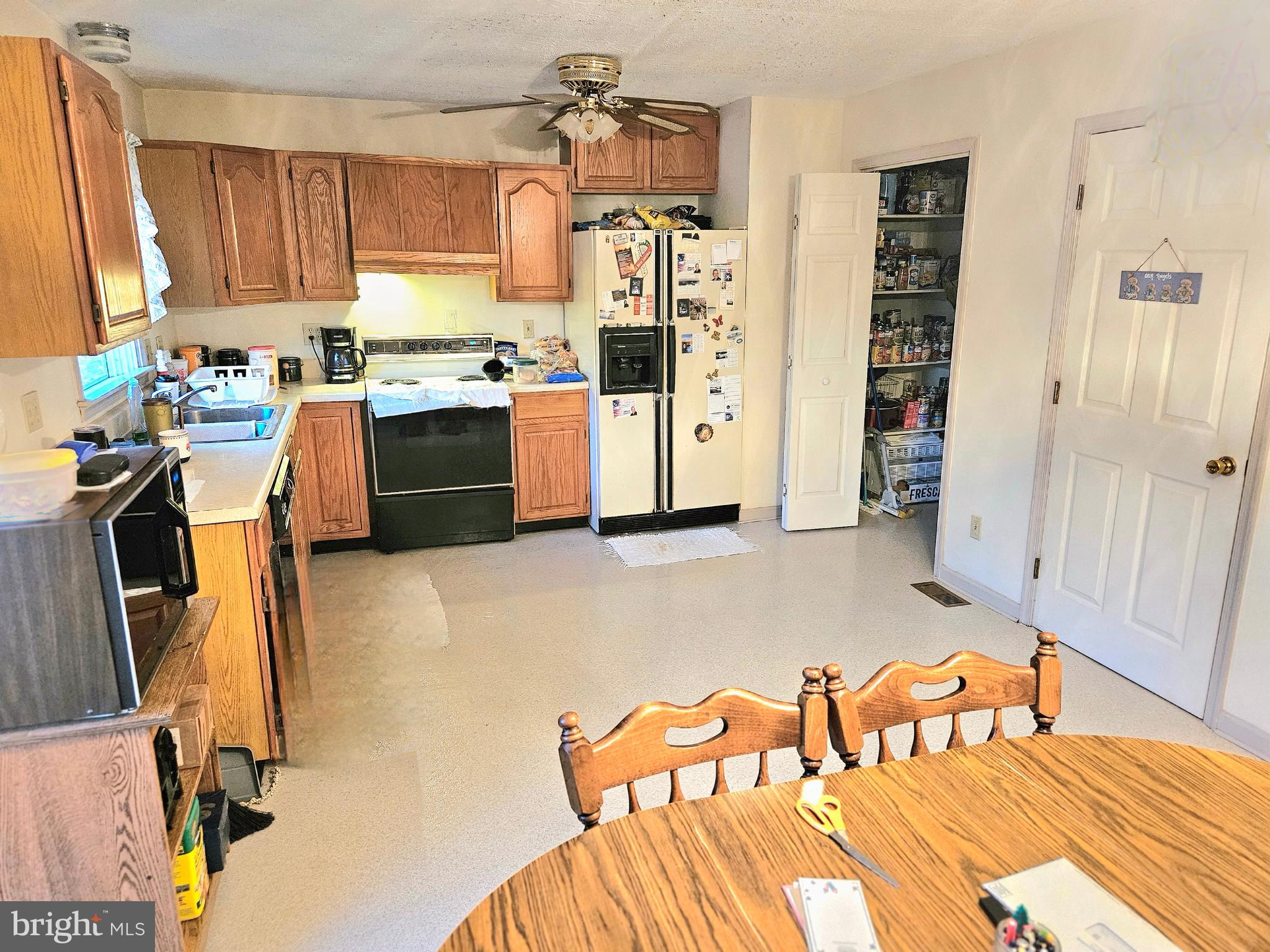 1109 Lakeview Dr
