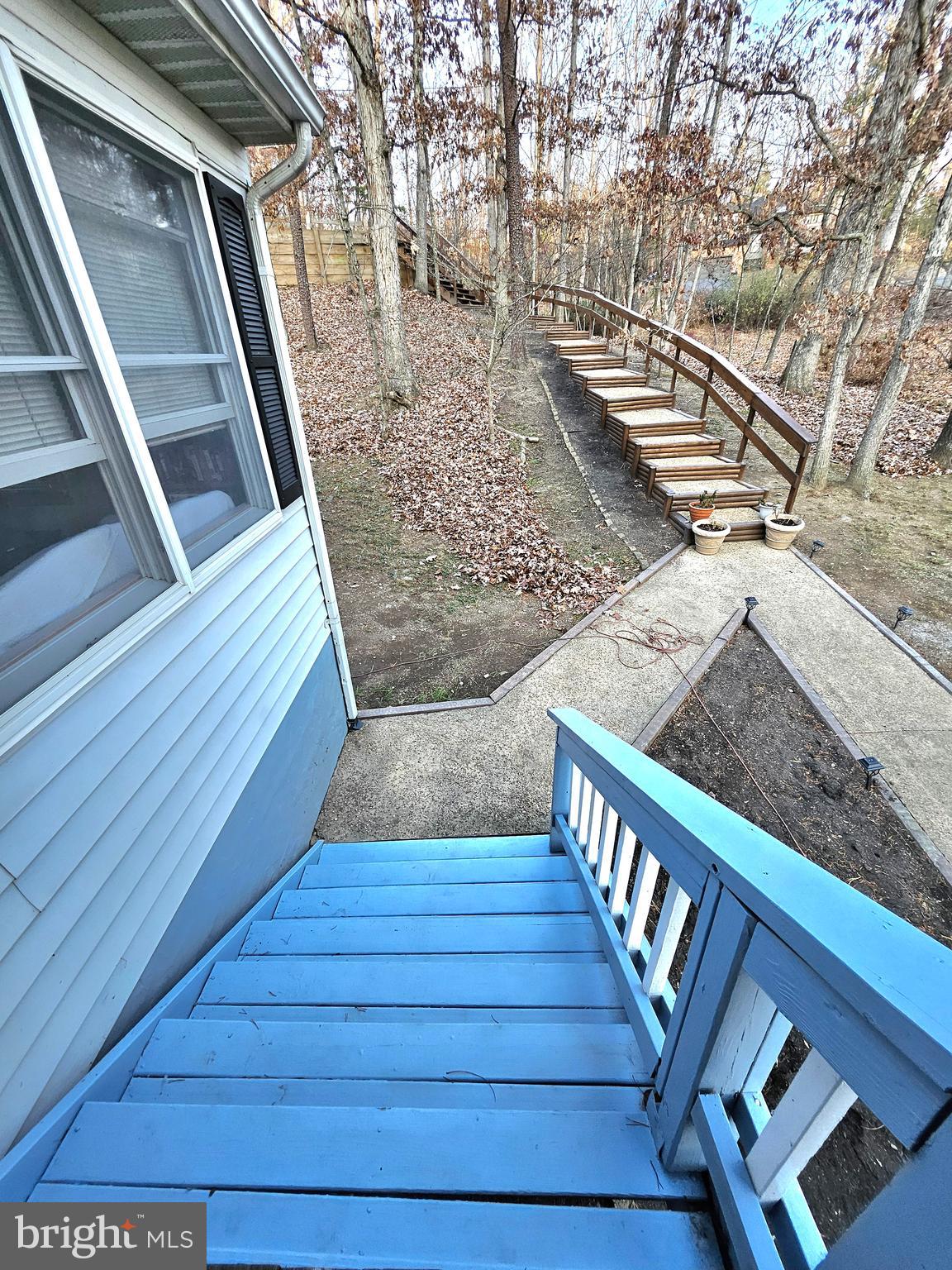 1109 Lakeview Dr