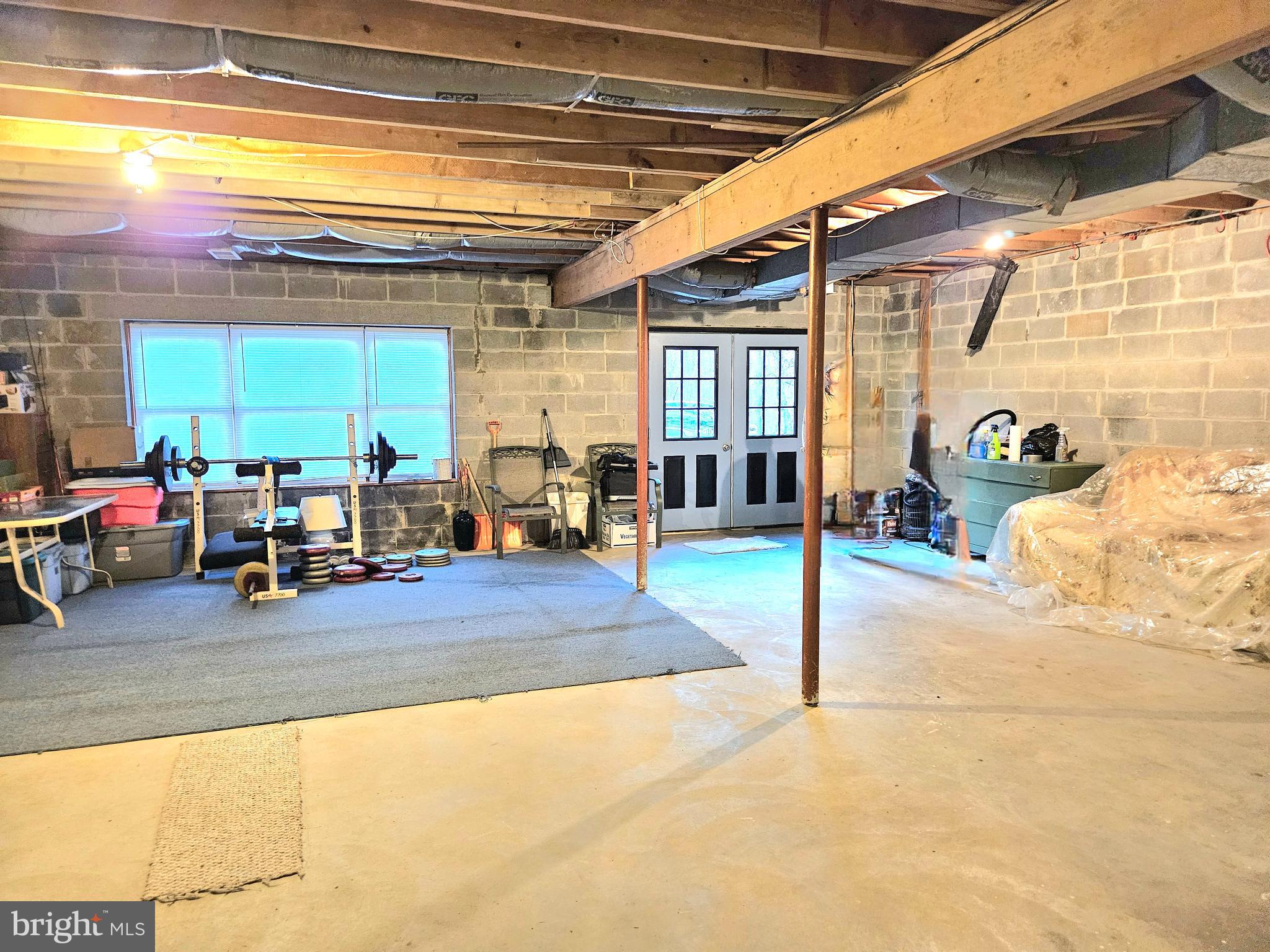 1109 Lakeview Dr