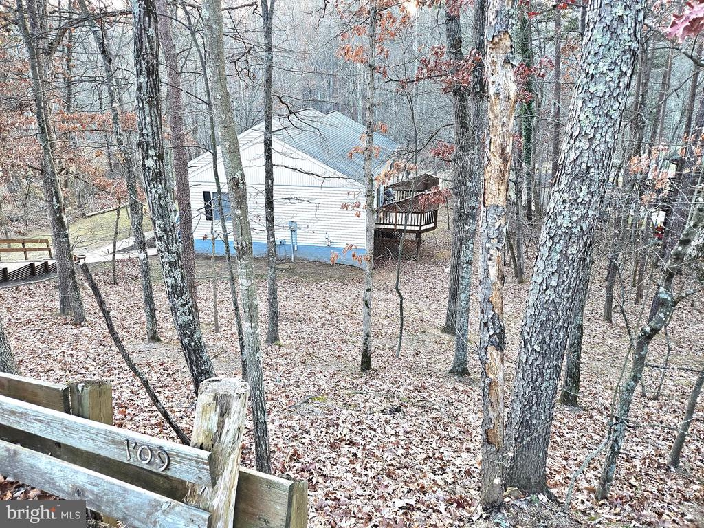 1109 Lakeview Dr