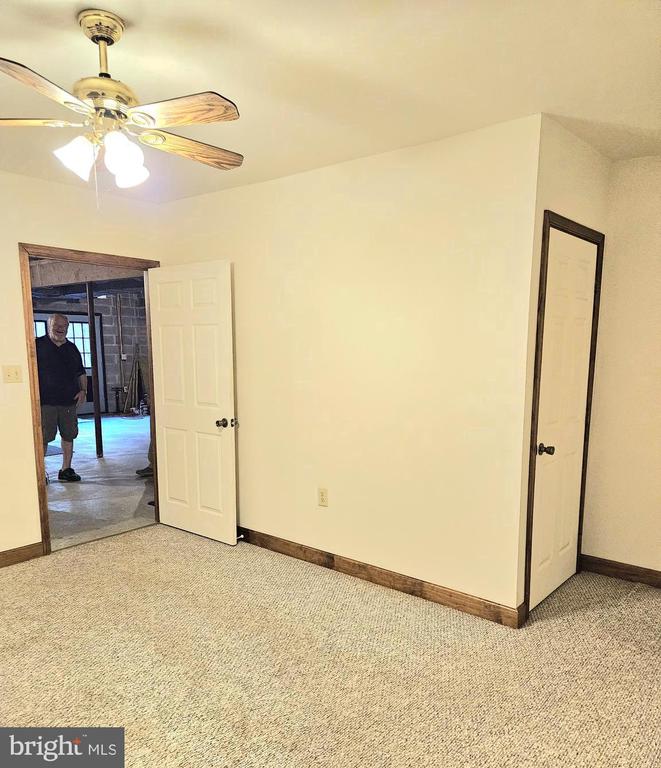 1109 Lakeview Dr