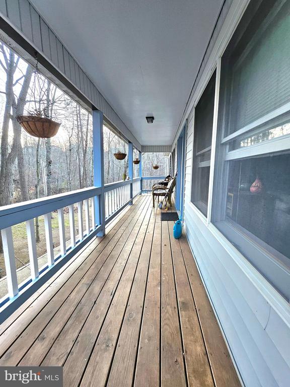 1109 Lakeview Dr
