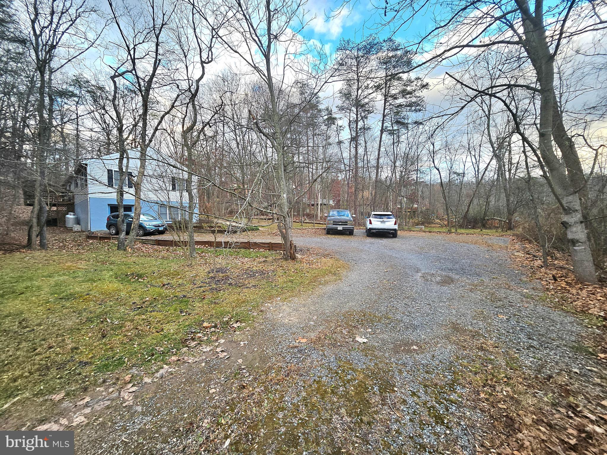 1109 Lakeview Dr