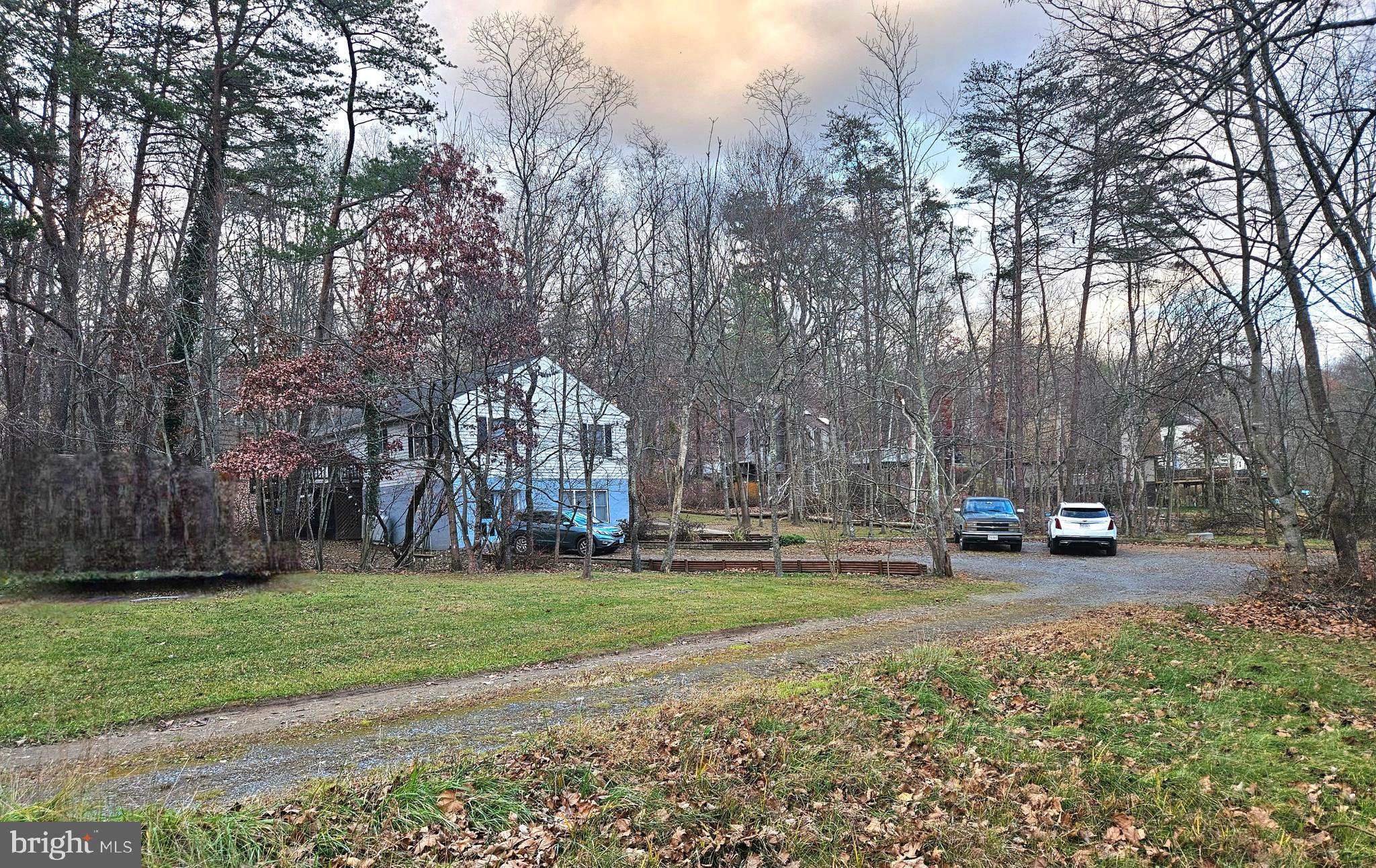 1109 Lakeview Dr