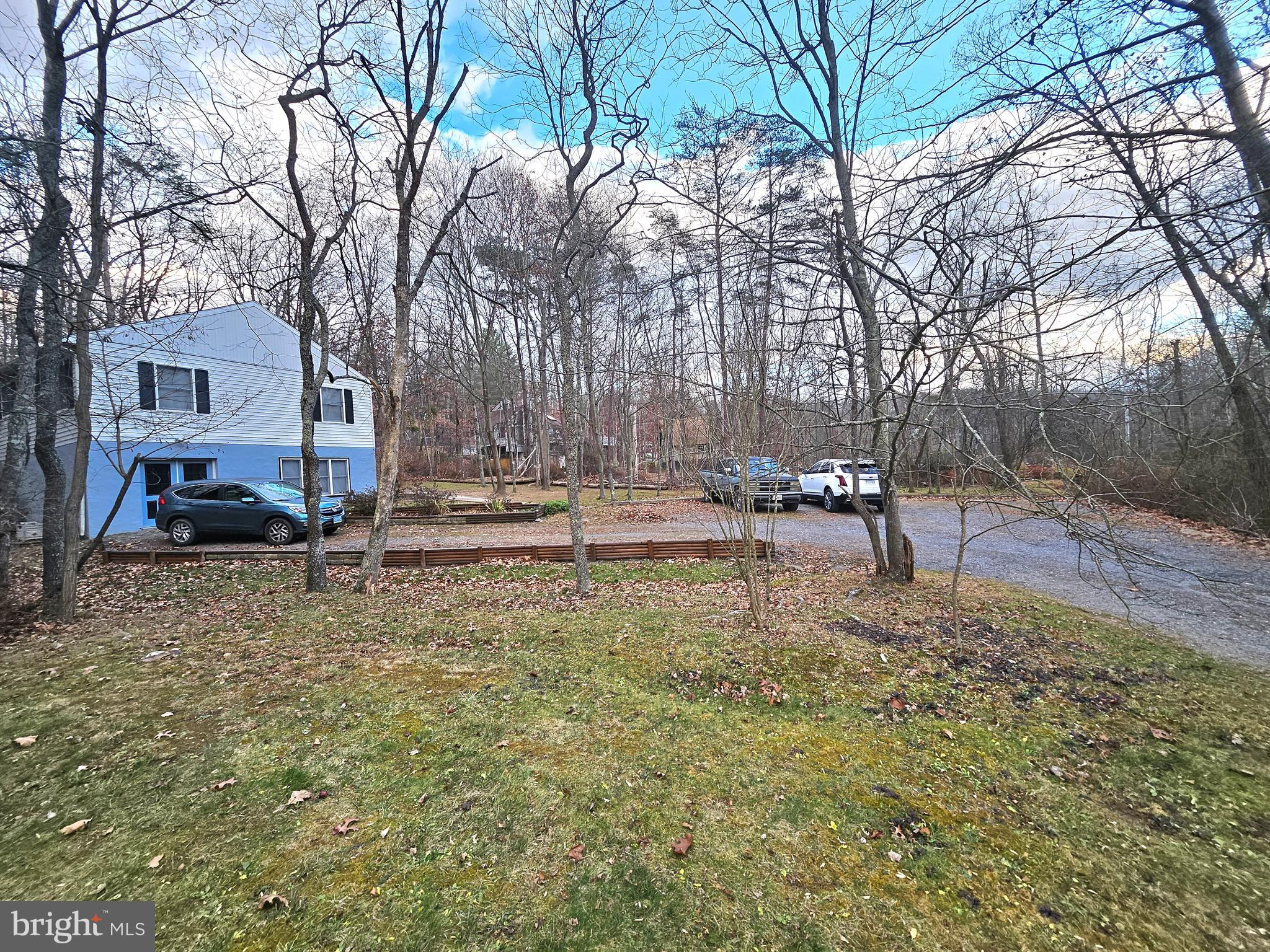 1109 Lakeview Dr