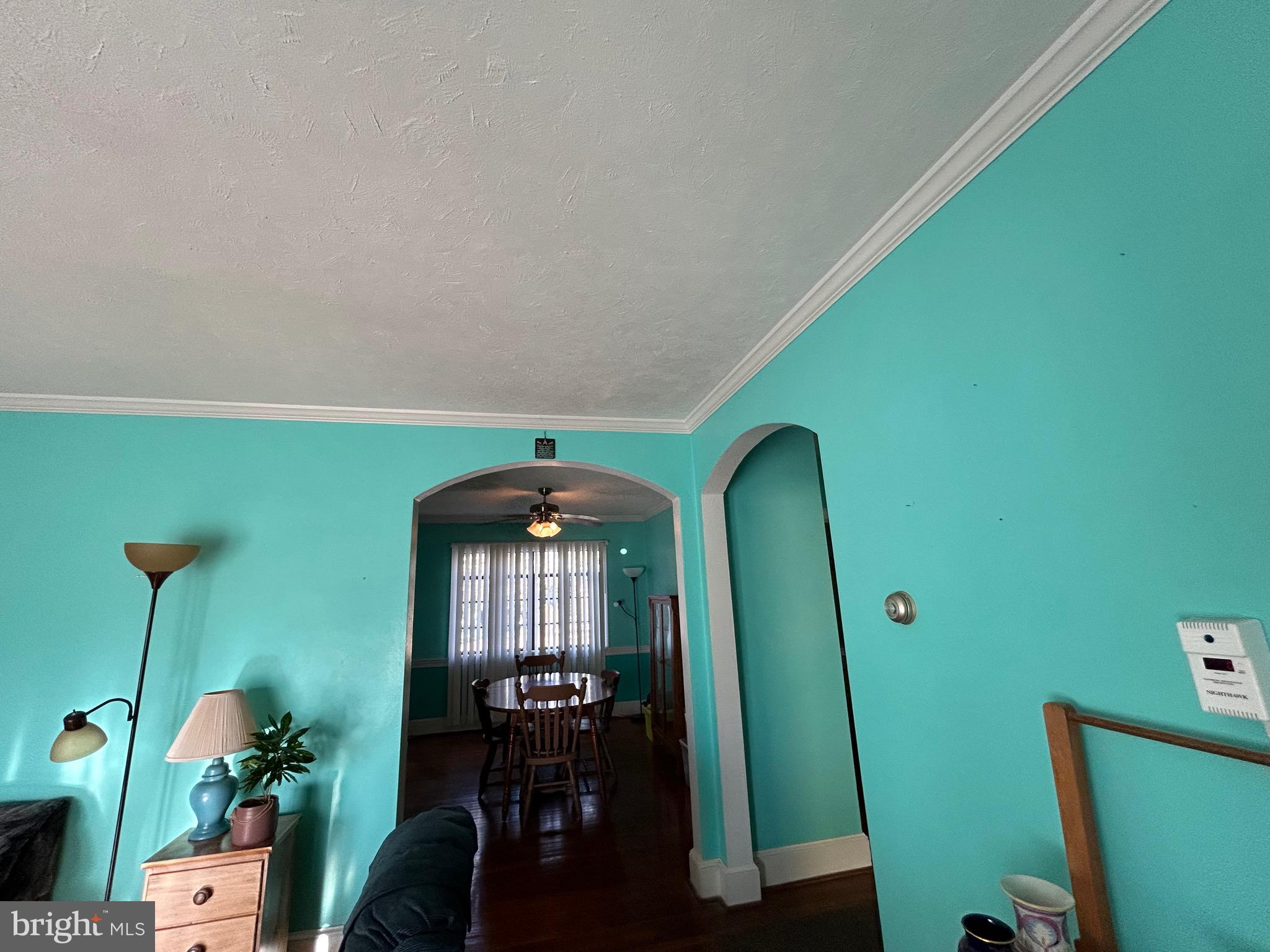 5117 Main St