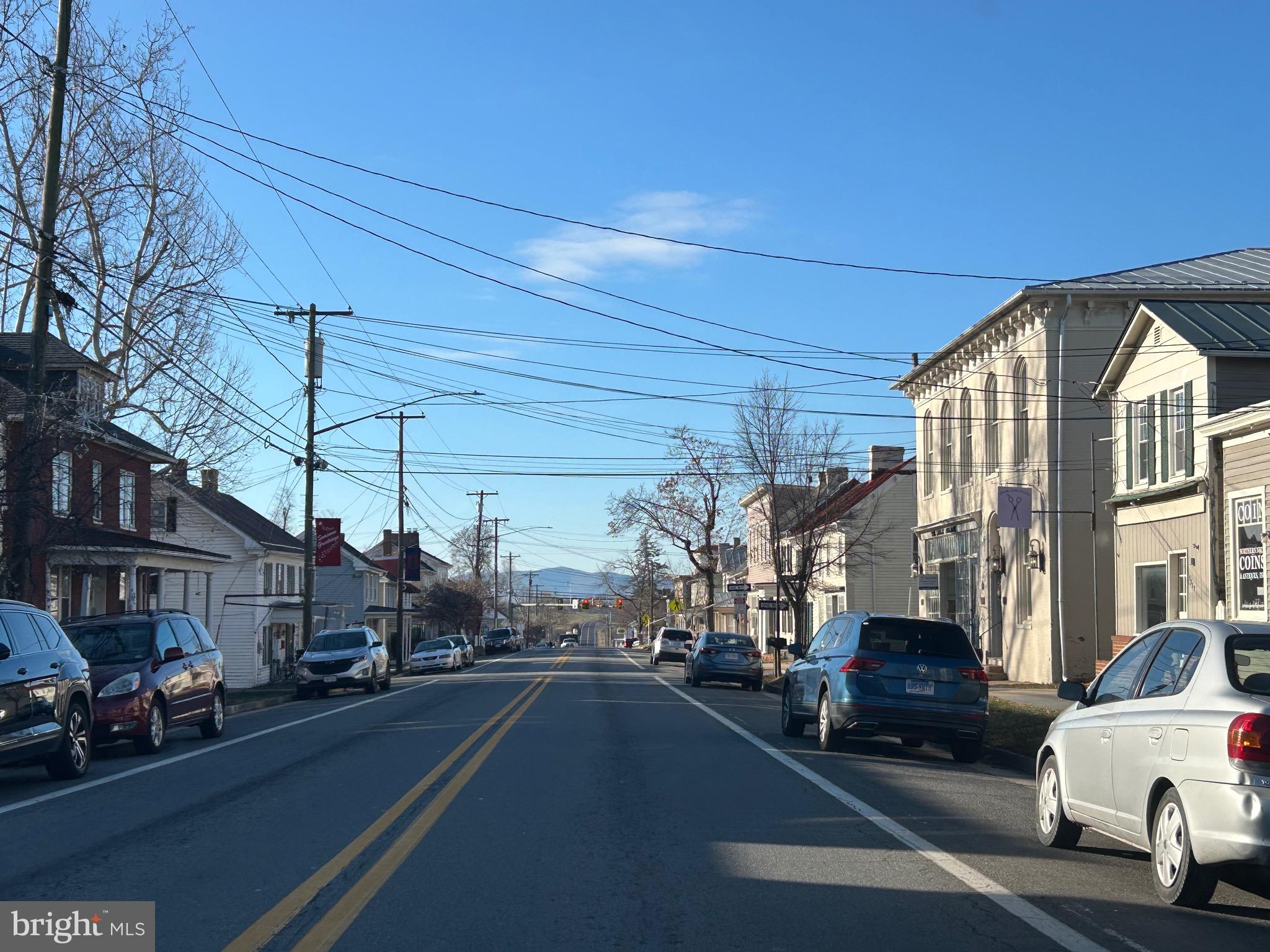 5117 Main St