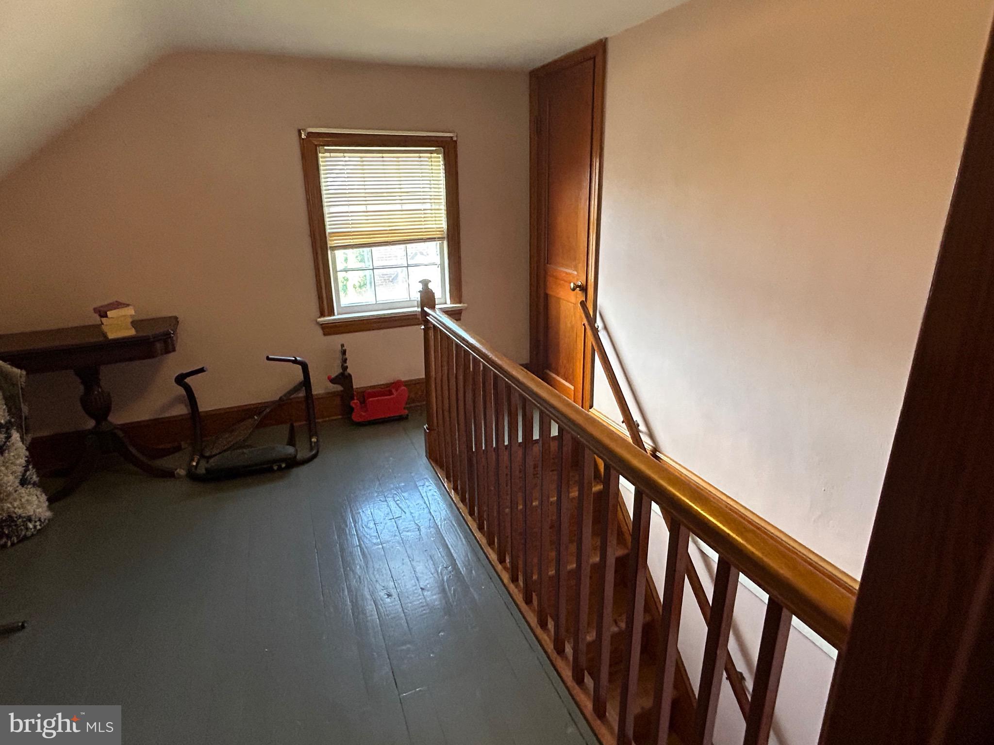 5117 Main St
