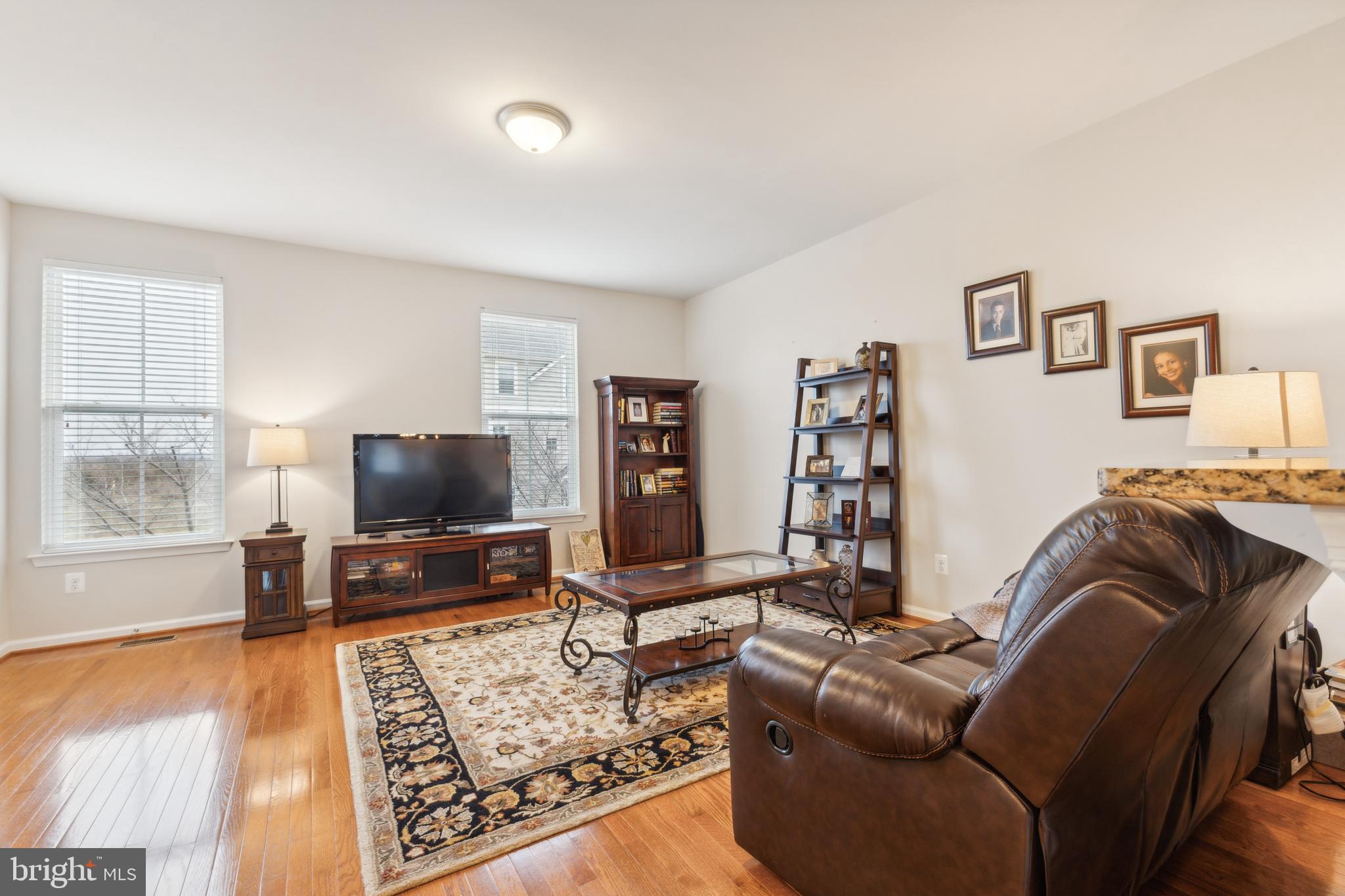 213 Arrow Crown Ct