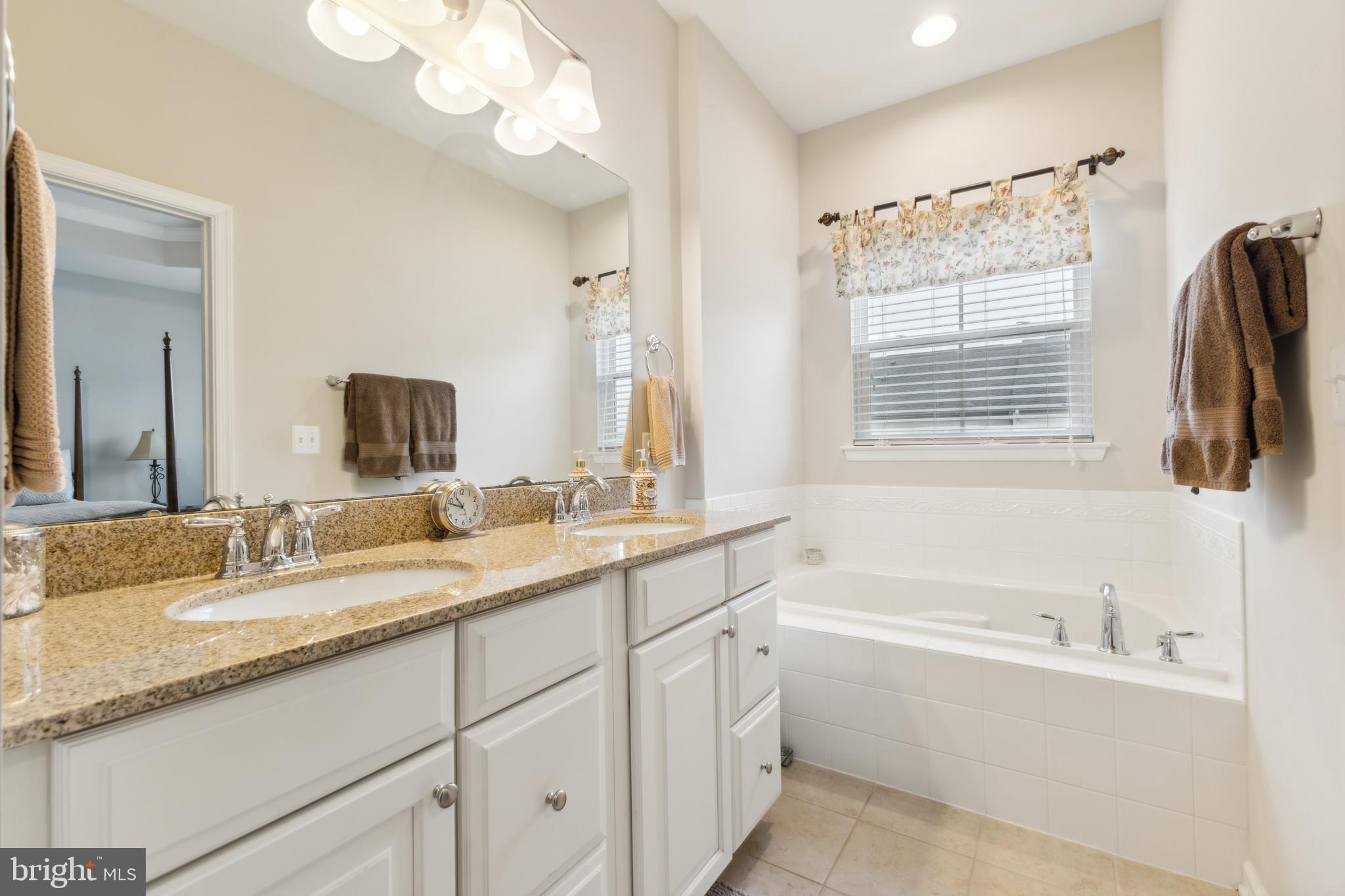 213 Arrow Crown Ct