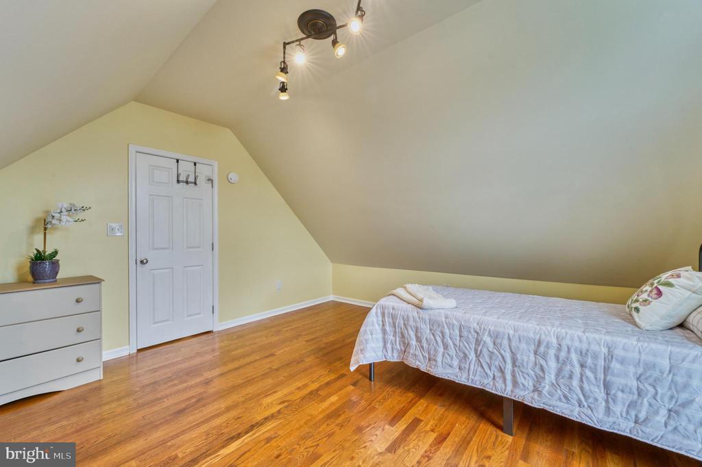 138 Buchannan Dr
