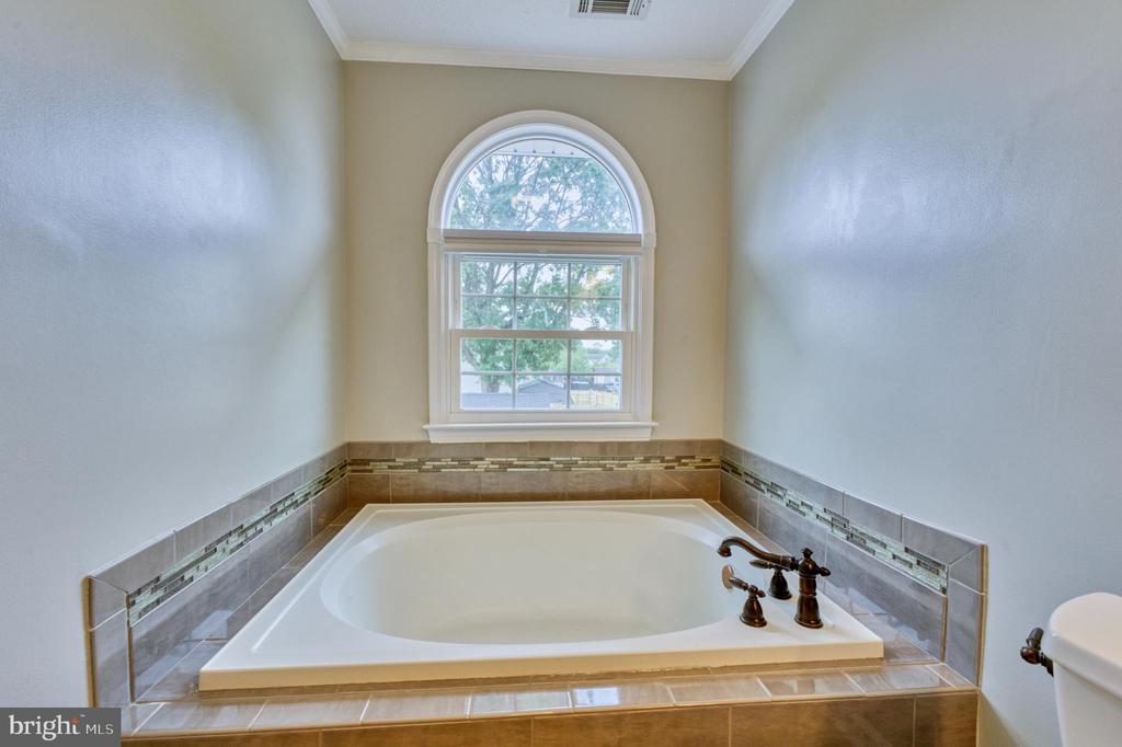 138 Buchannan Dr