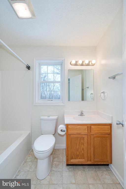 544 Quail Dr