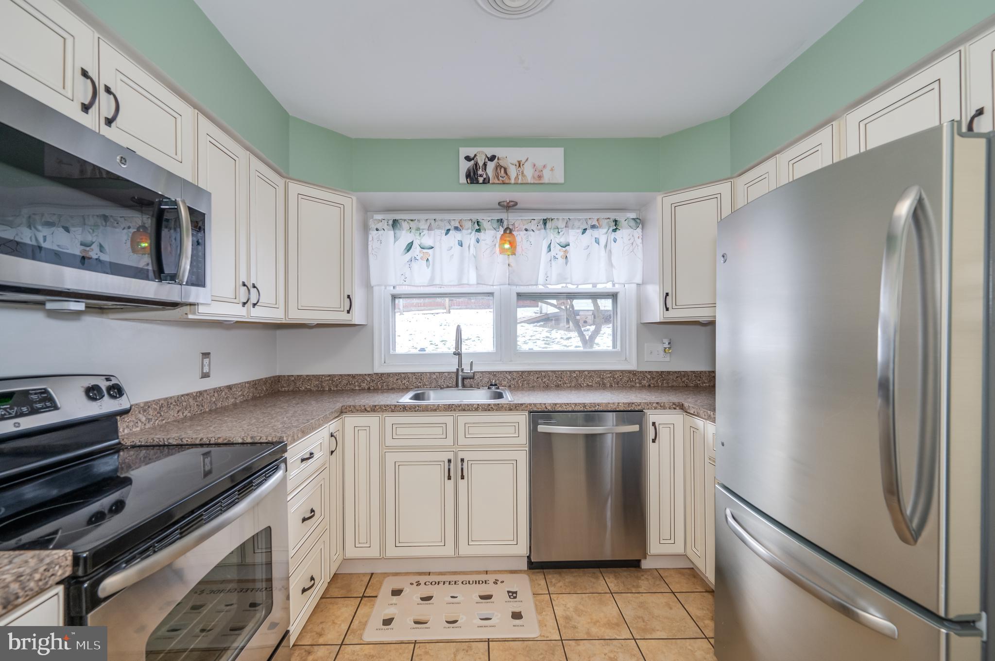 116 Fairway Dr