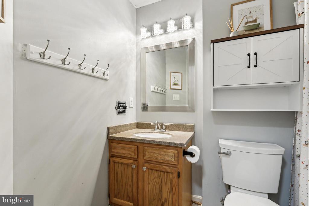 116 Foxglove Dr
