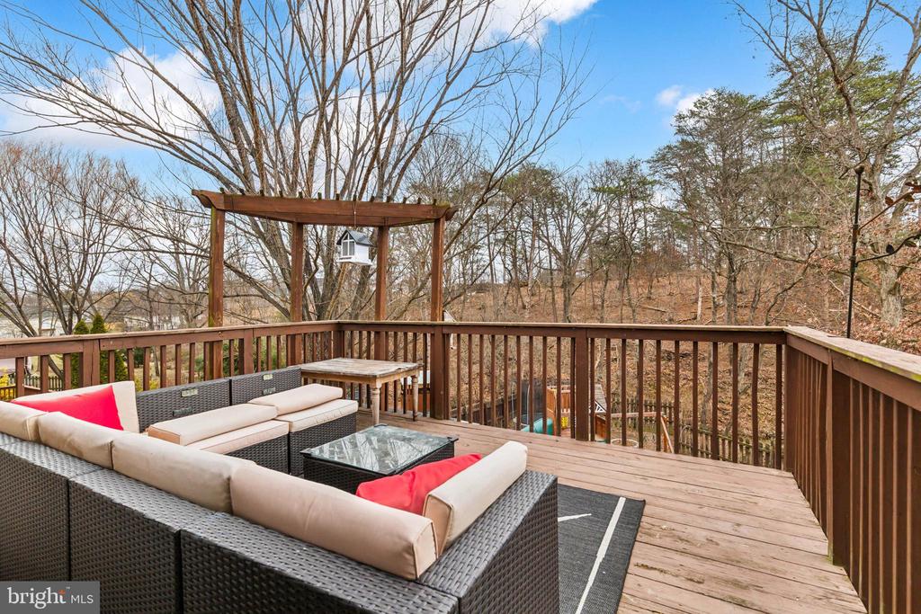 116 Foxglove Dr