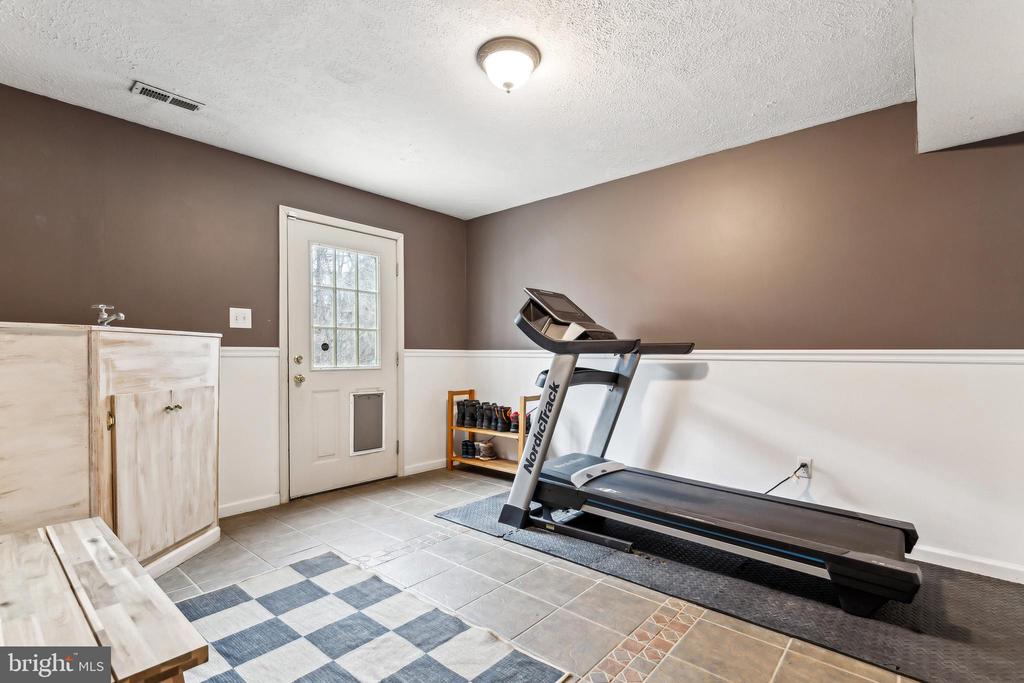116 Foxglove Dr