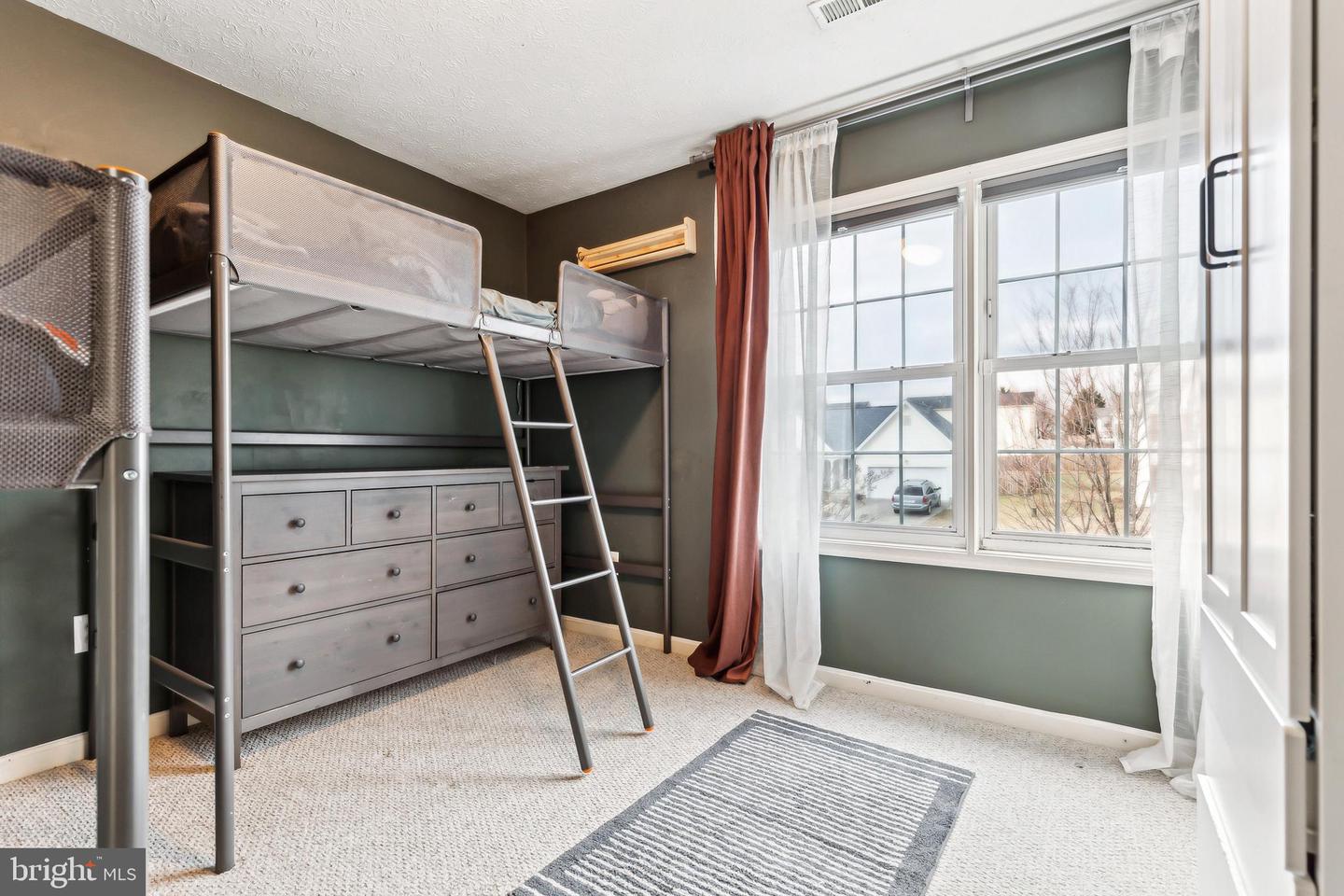 116 Foxglove Dr