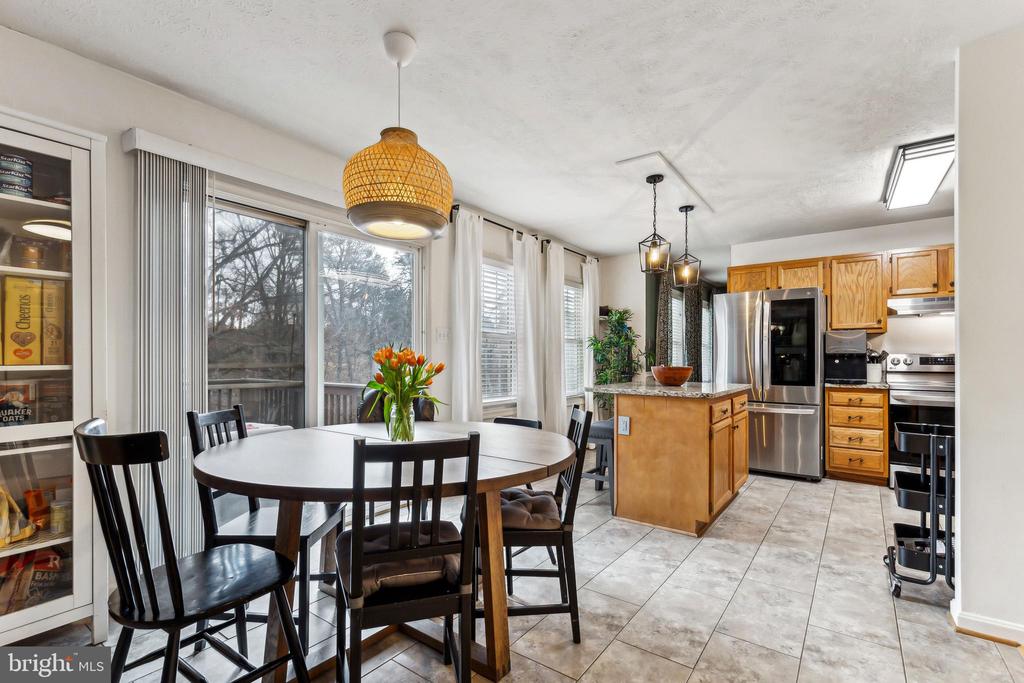 116 Foxglove Dr