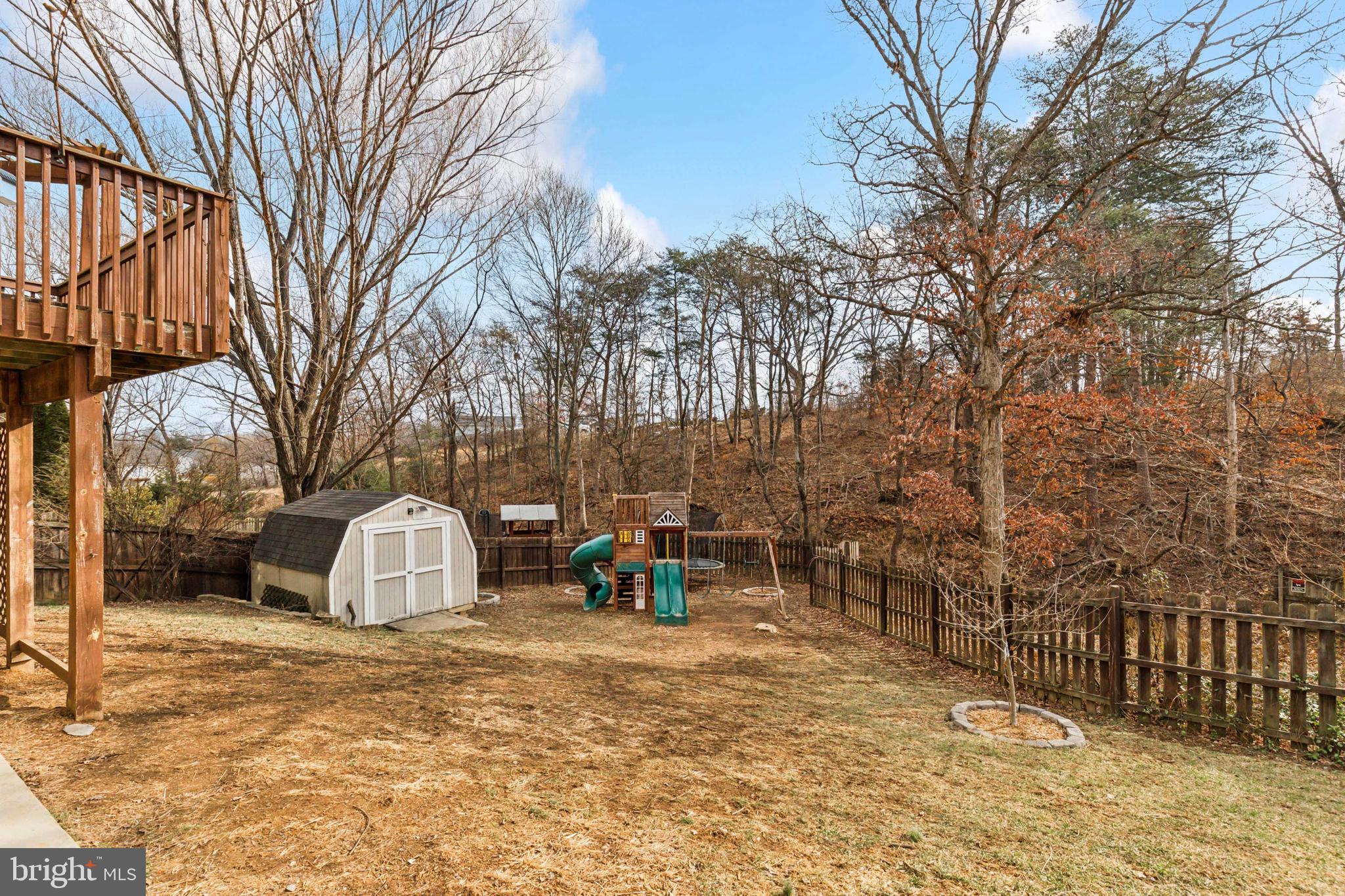 116 Foxglove Dr