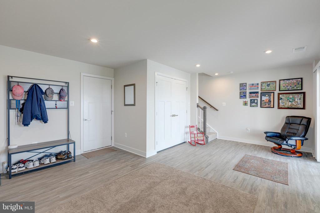 112 BURKWOOD TERRACE