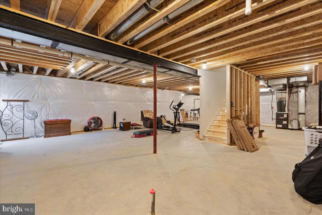 810 Huttle Rd