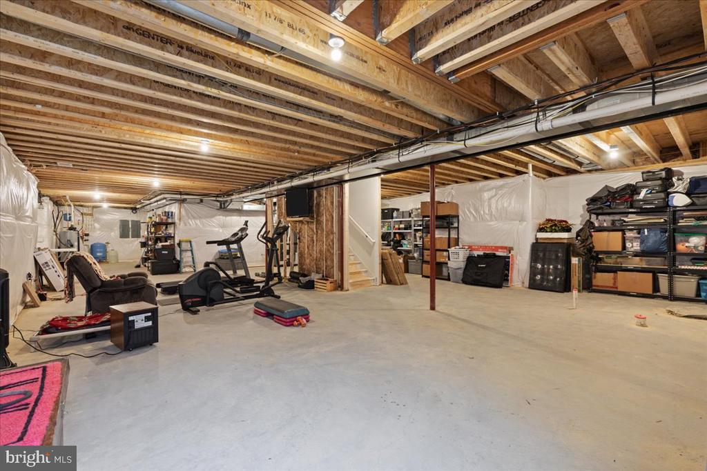 810 Huttle Rd