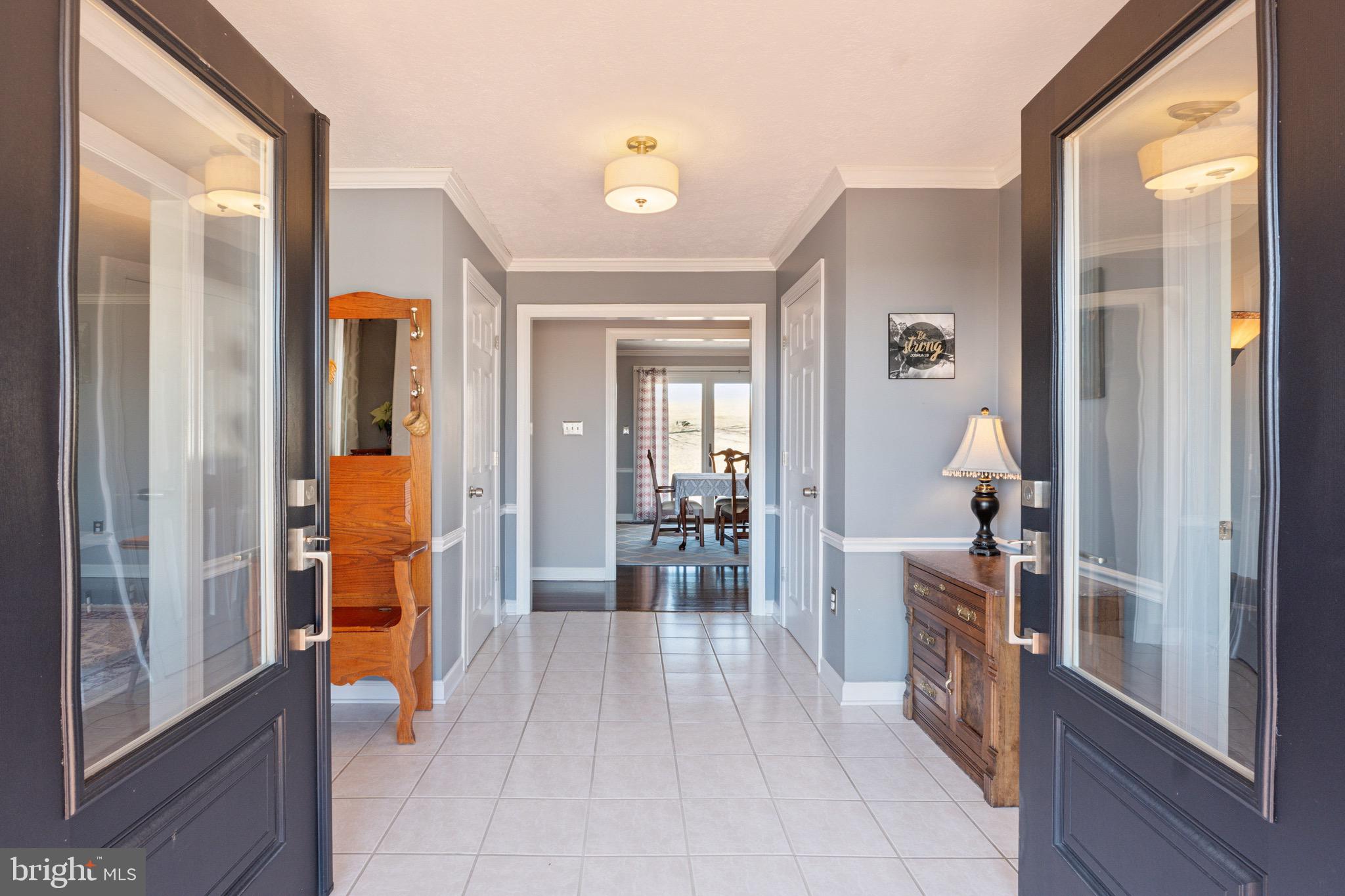 208 Clayhill Dr