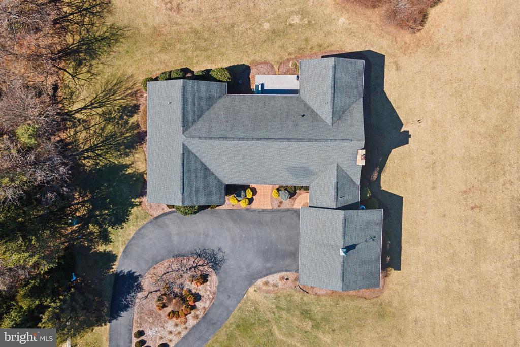 208 Clayhill Dr