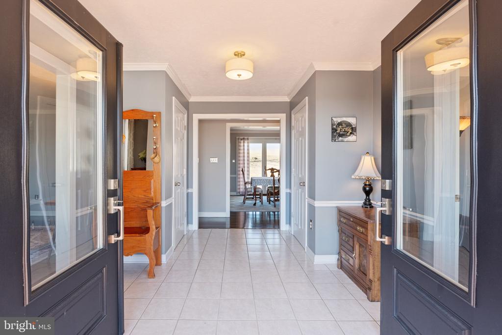 208 Clayhill Dr