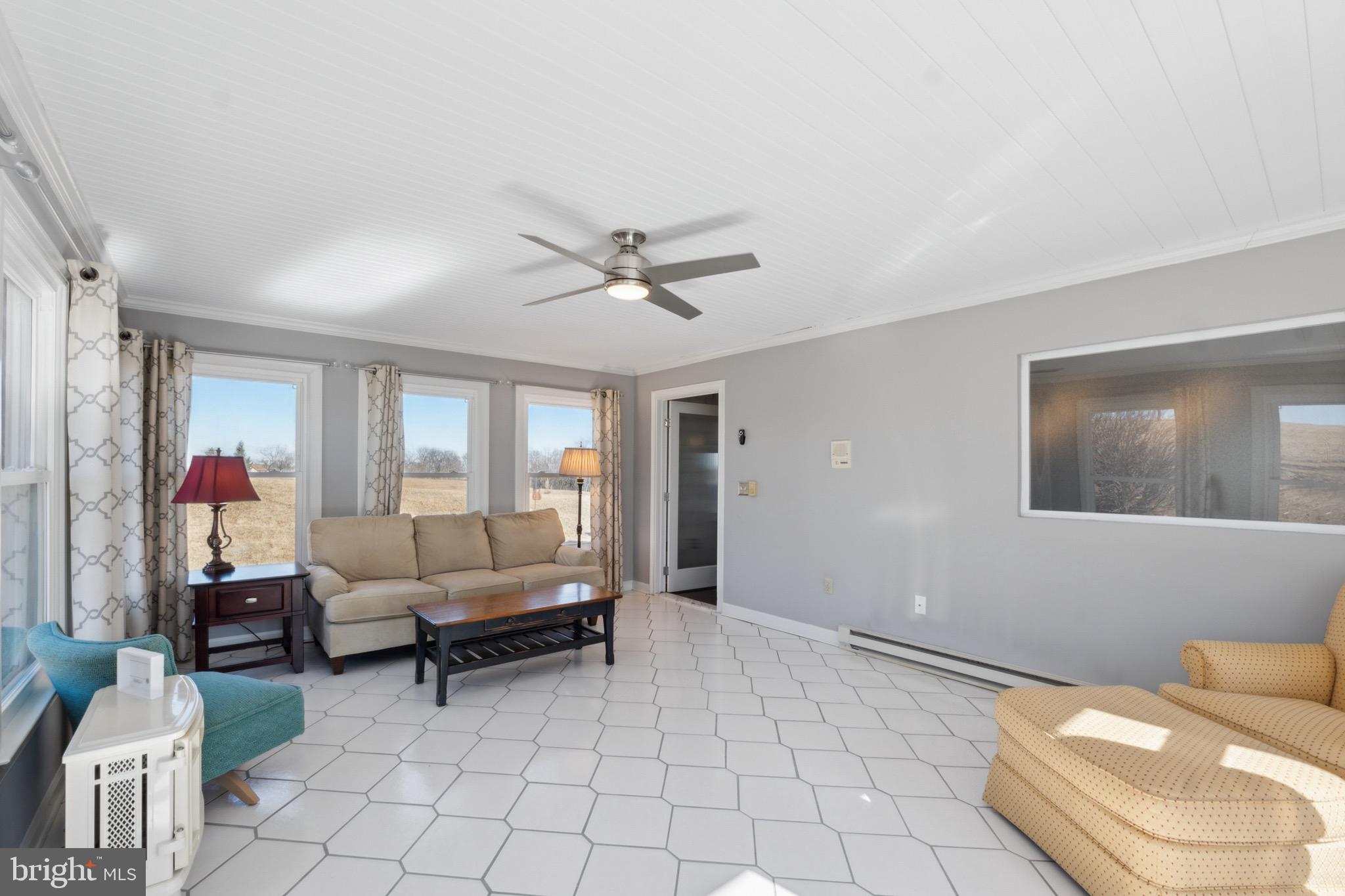 208 Clayhill Dr
