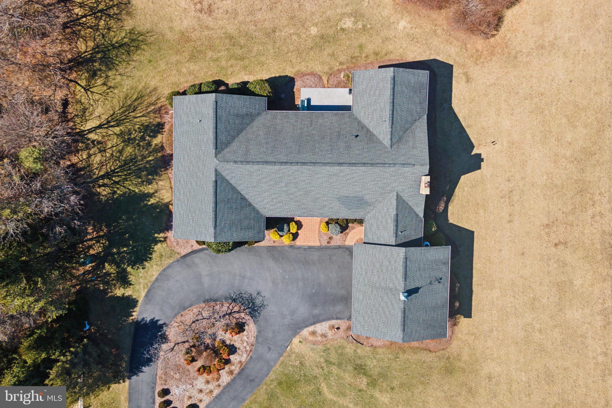 208 Clayhill Dr