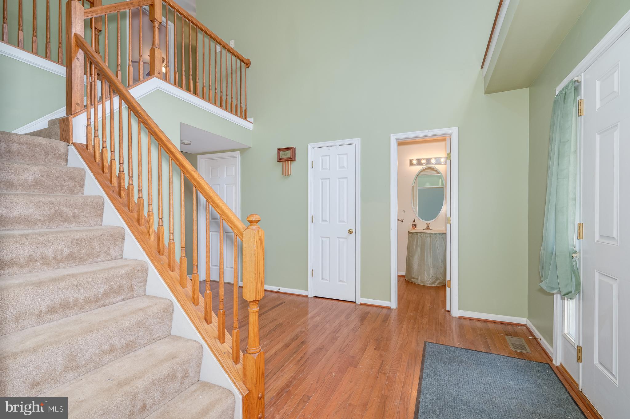 700 Crow Dr