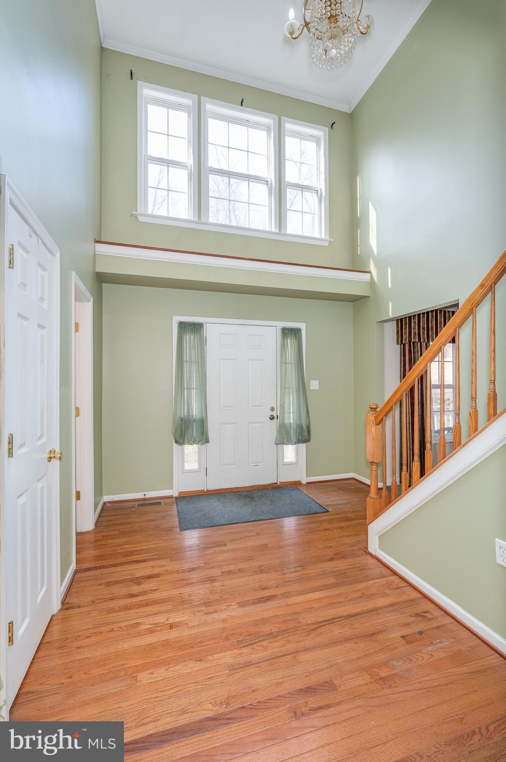 700 Crow Dr