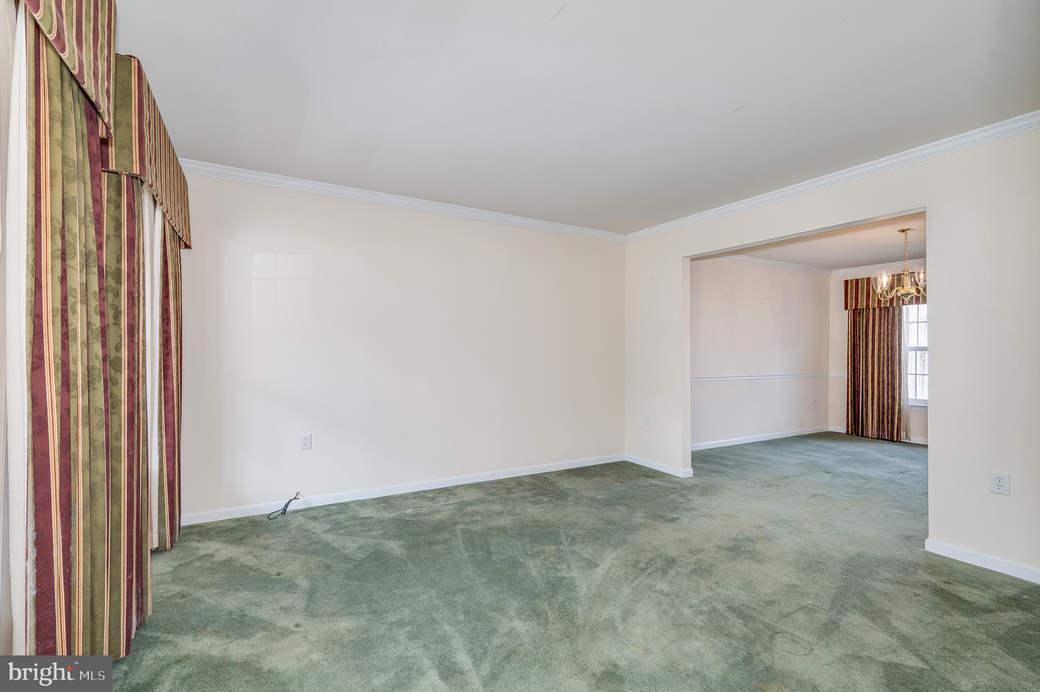 700 Crow Dr