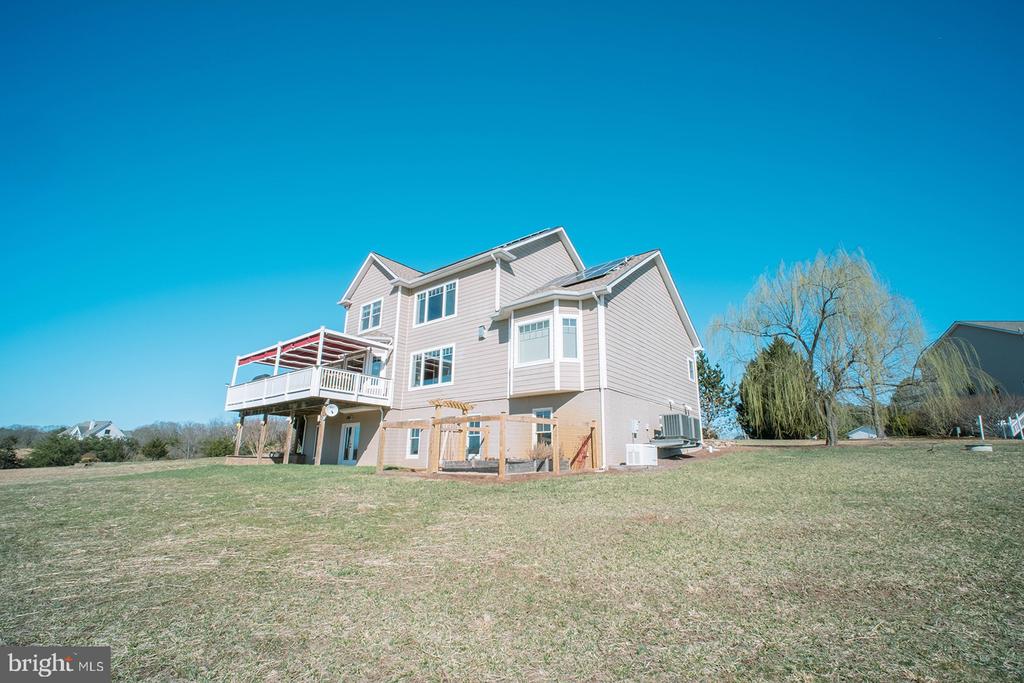186 ISAAC DRIVE
