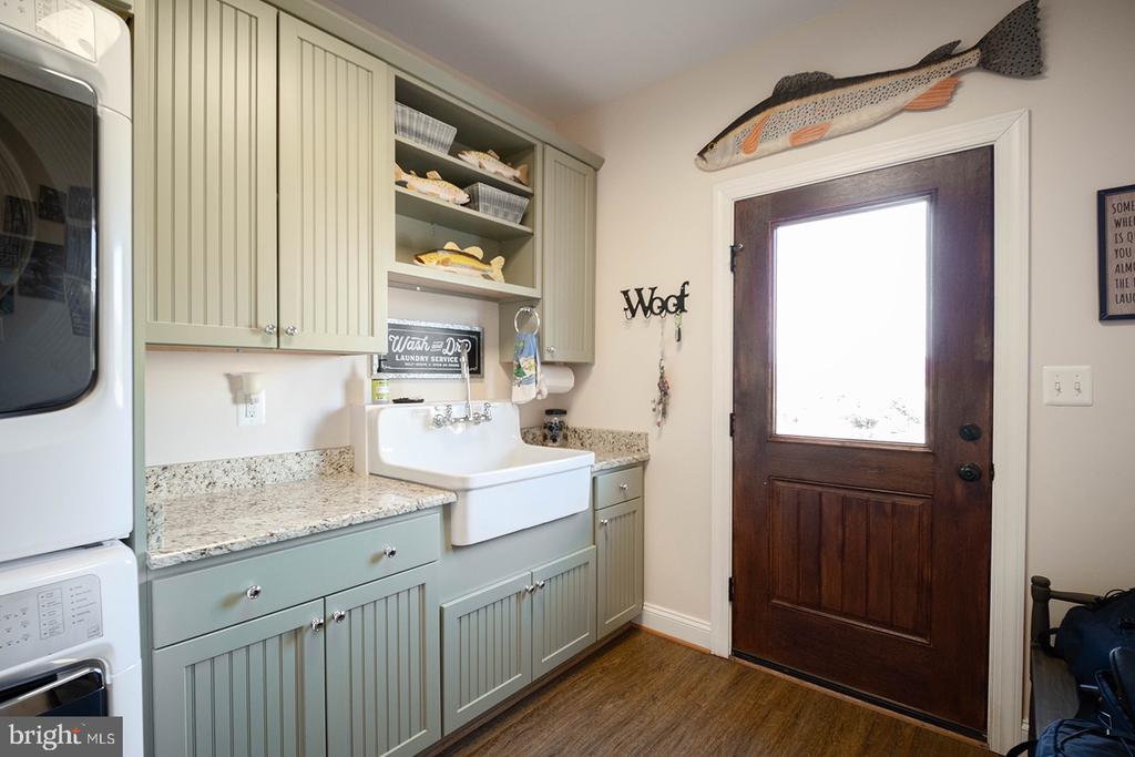 186 ISAAC DRIVE